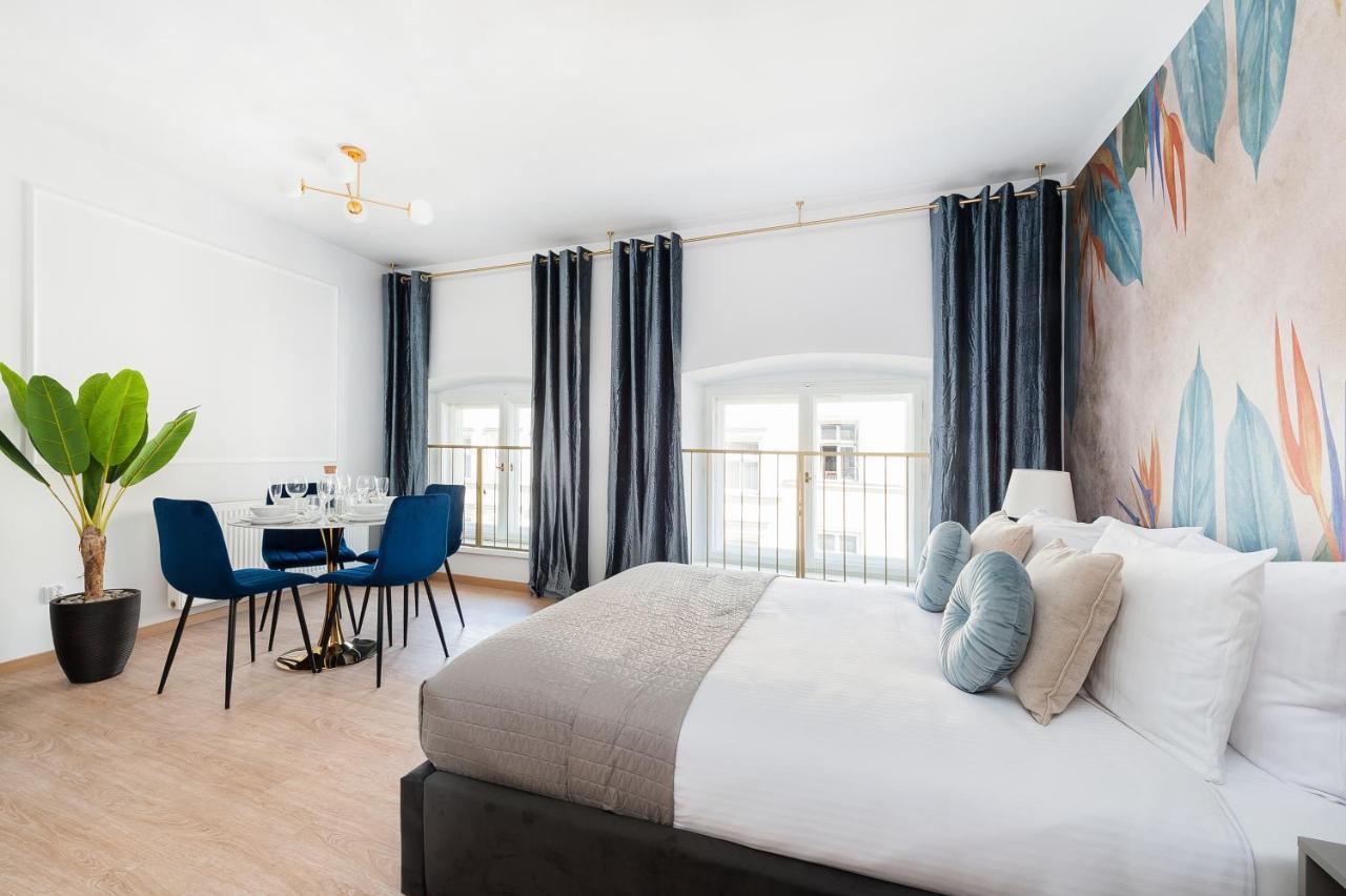 Gallery 7 - Apartment 4 Краков Экстерьер фото